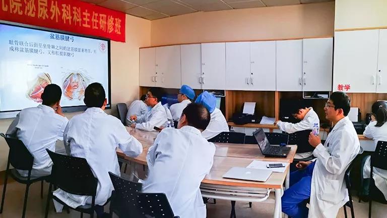上海九院泌尿外科科主任研修班第九期-李文智教授 前列腺癌根治术后尿控再认识