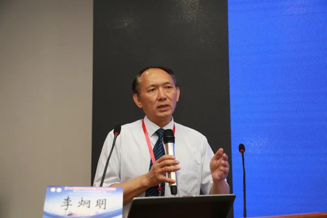 《精准PCNL的研究和应用》昆明医科大学第二附属医院李炯明教授