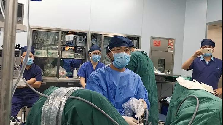 锋瑞铥光纤激光前列腺整块剜除术 杨登科教授 解放军159医院,瑞柯恩