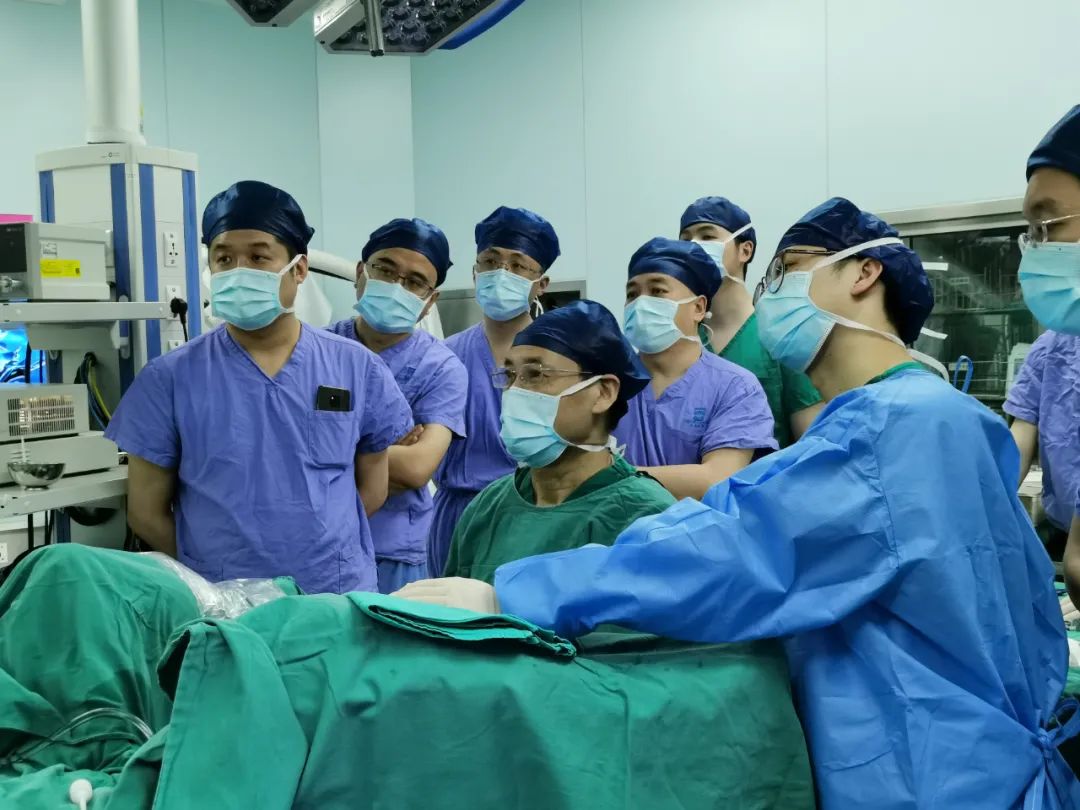 上海交通大学附属第一人民医院铥激光精英培训班第5期-手术篇,瑞柯恩