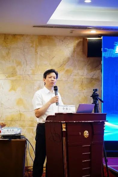 一场以光纤铥激光为主题的学术盛宴,特邀嘉宾李恭会教授